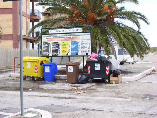 Campomarino Lido, differenziata al collasso