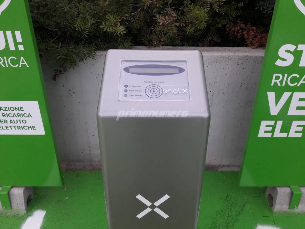 Colonnina per auto elettriche