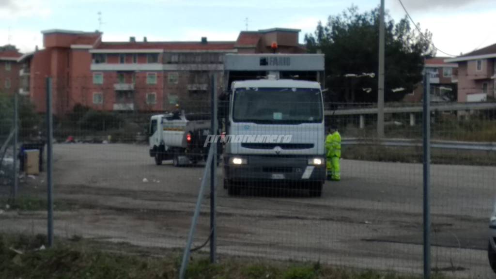 Immondizia via pertini autostrada