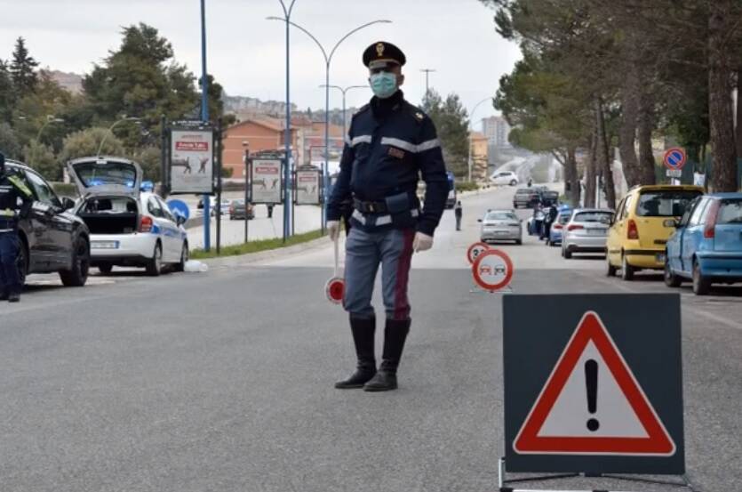 Polizia Campobasso controlli covid