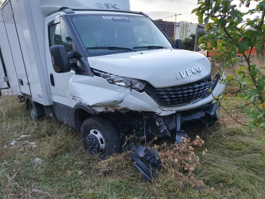 incidente via sant'antonio dei lazzari cb