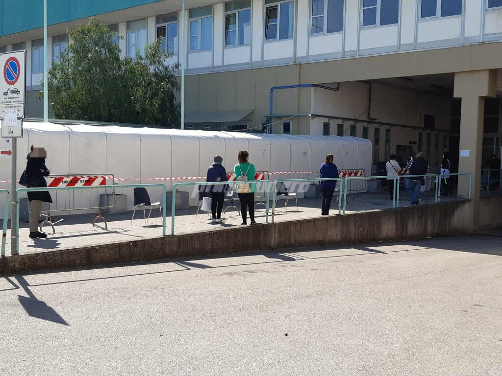 Ospedale da campo termoli gila vaccini croce rossa