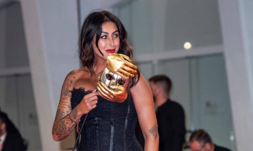 Festival di Venezia: doppio carpet per Marianna Bonavolontà ma per lei  conta più il messaggio che la sfilata sul tappeto rosso. — Gazzetta di  Salerno