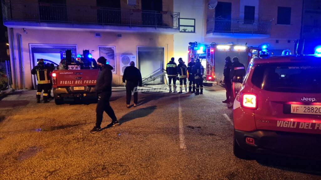 Incendio casa funeraria bojano