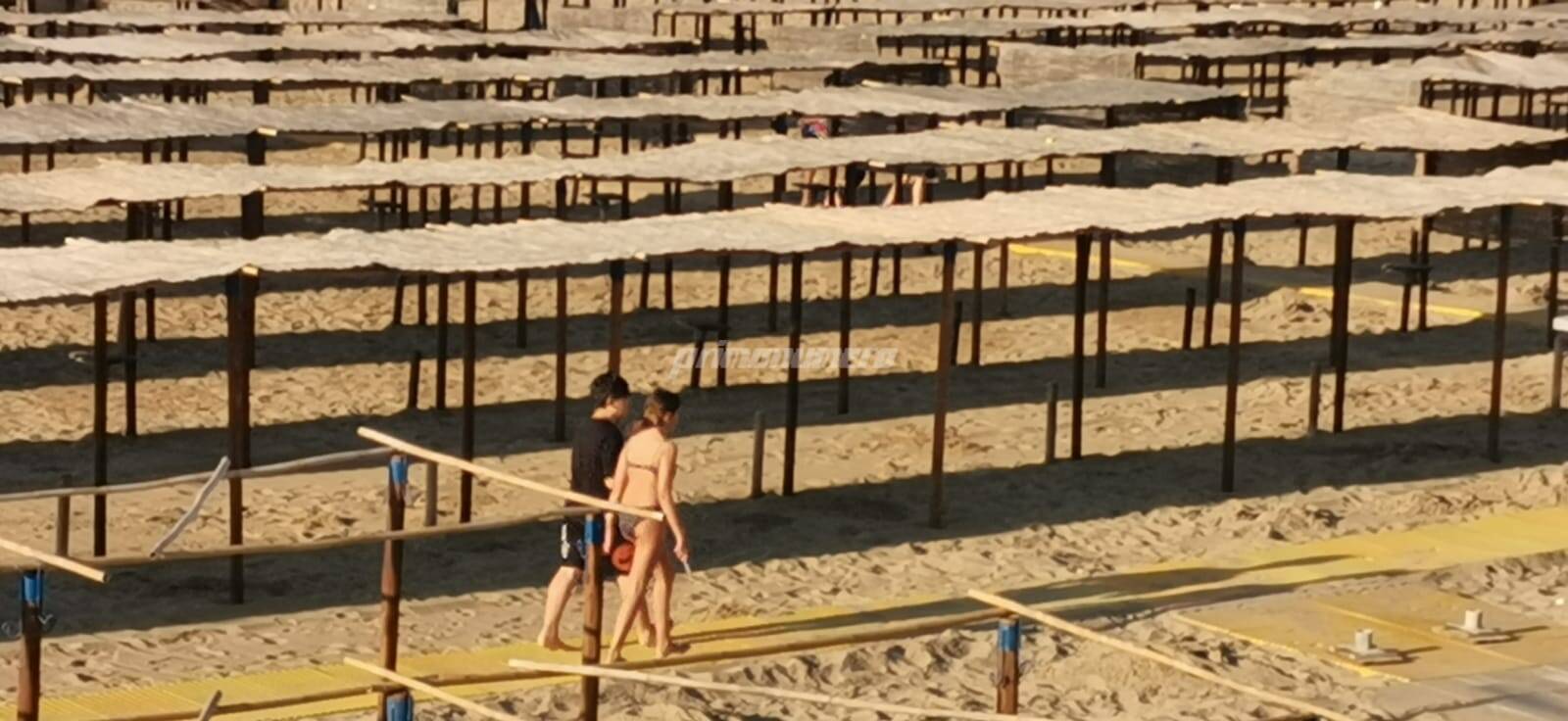 spiaggia lido maggio 