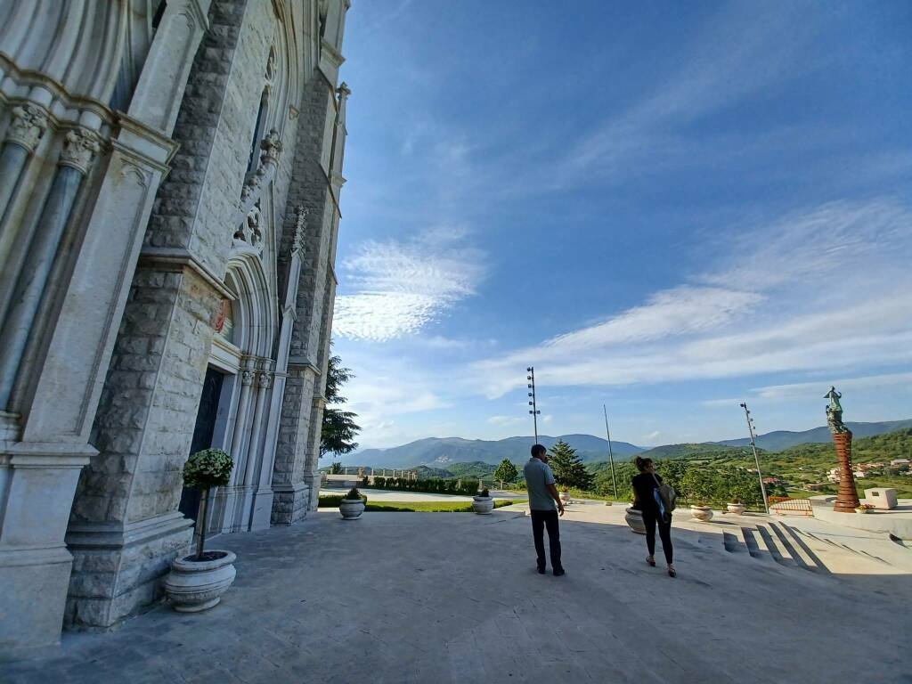 visitatori basilica castelpetroso