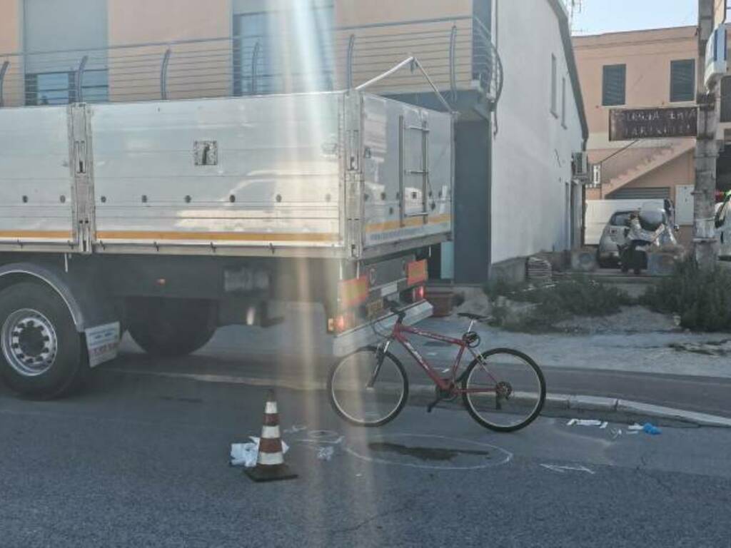 Mimmo farina incidente bici contro camion