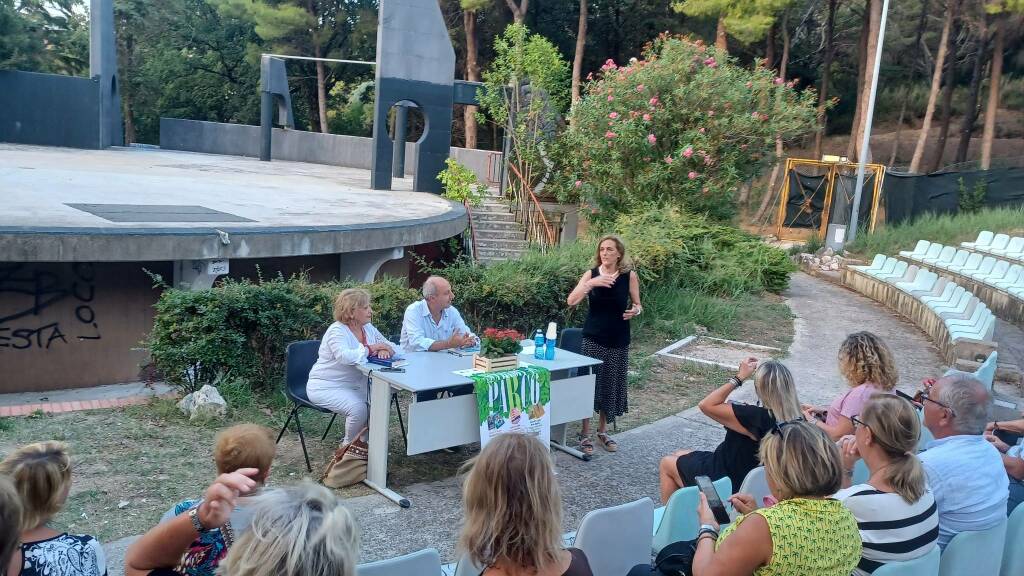 Carmine Abate con Fernanda Pugliese a Scrittori al Parco