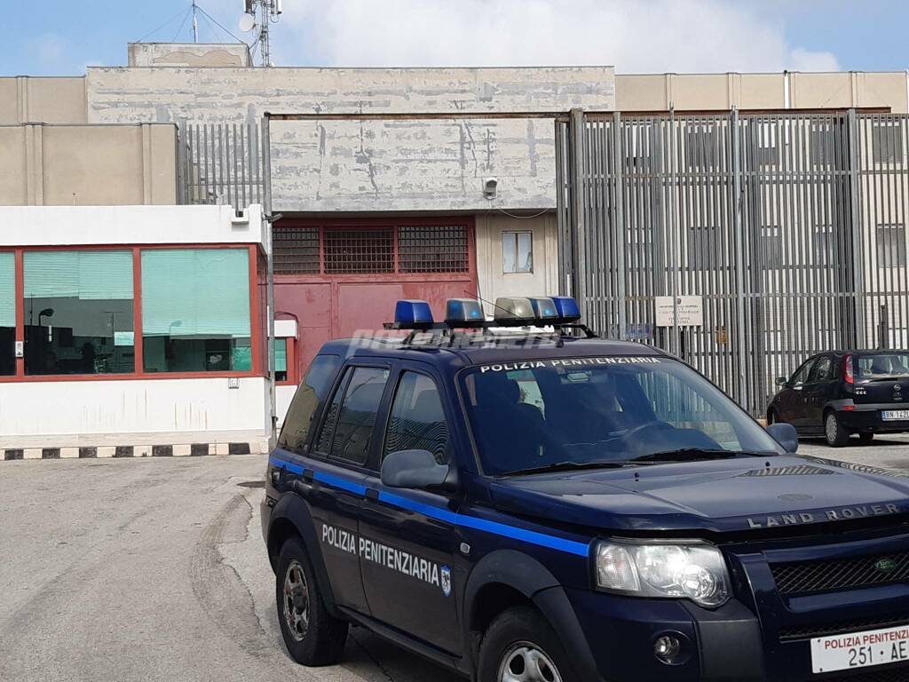 Aggressione in carcere: il sindacato della polizia chiede taser