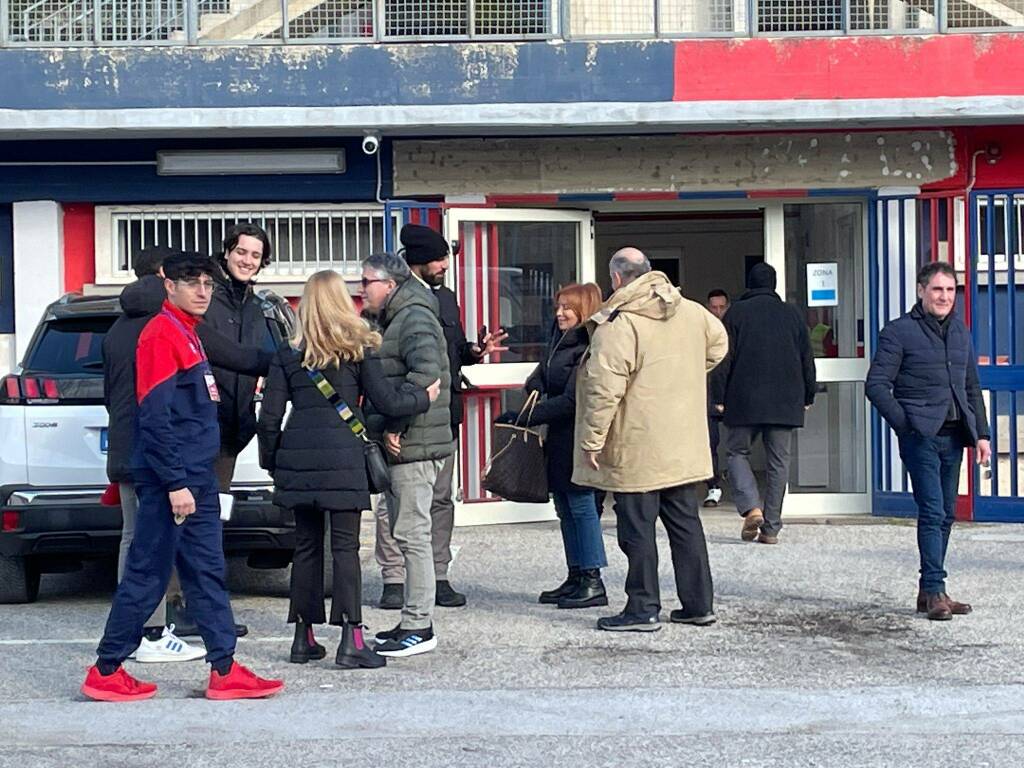 Le figlie di Tonino Molinari a Campobasso (foto Silla)