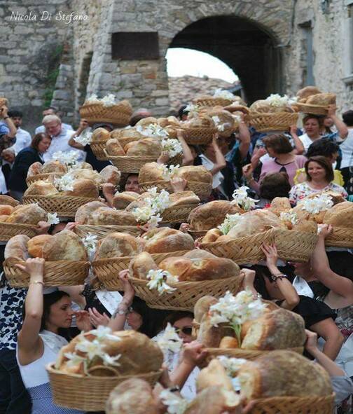 processione pane Gildone