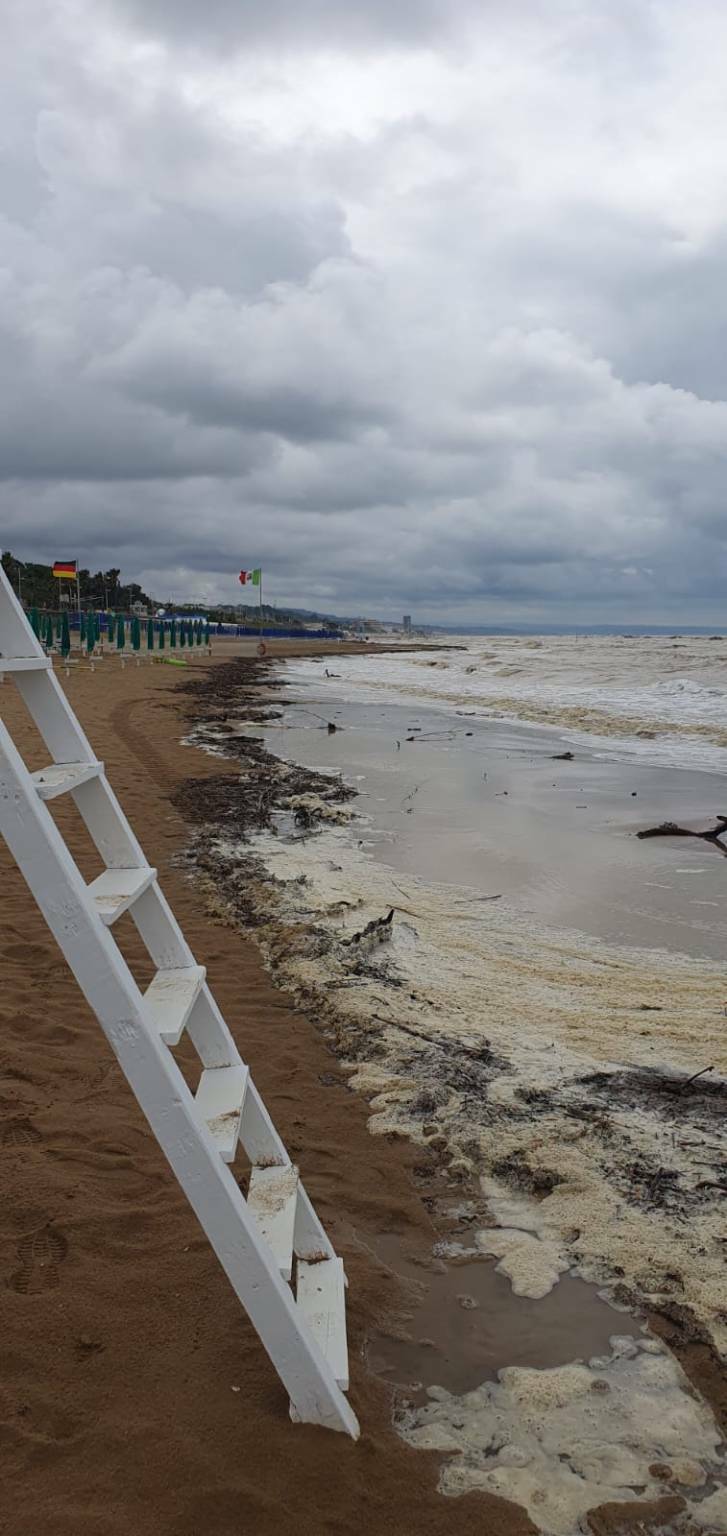 mareggiate Ceppi spiaggia lungomare