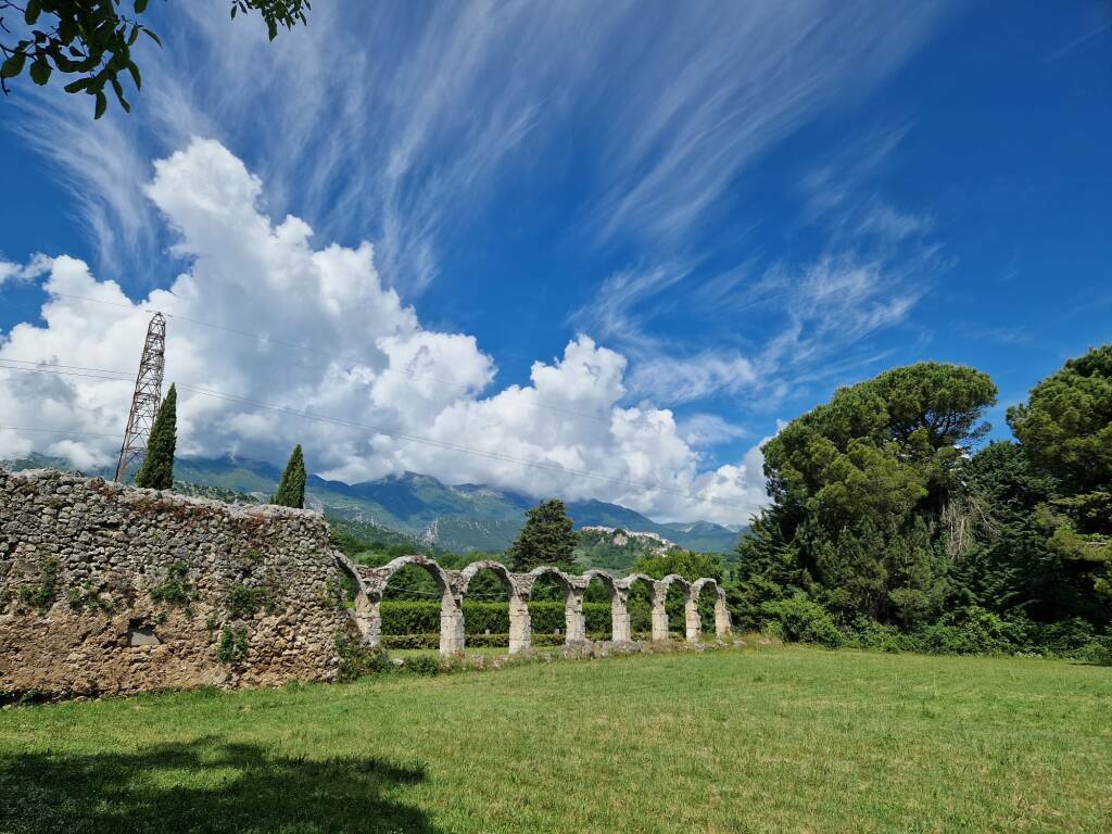 castel san vincenzo tv 2000