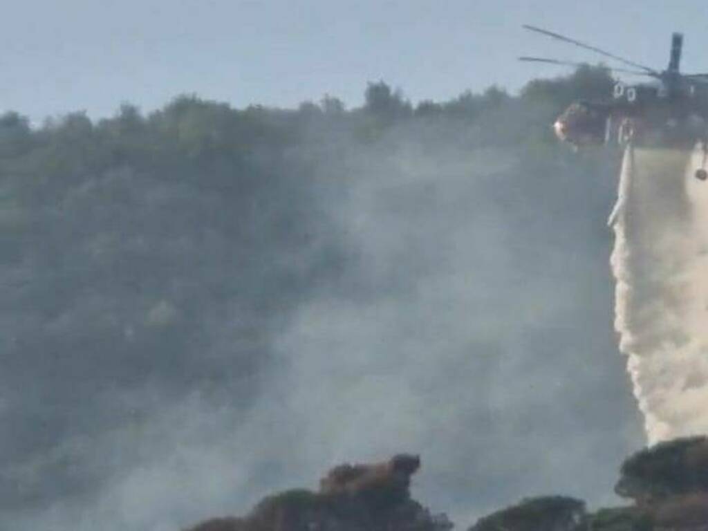 canadair incendio monte venafro