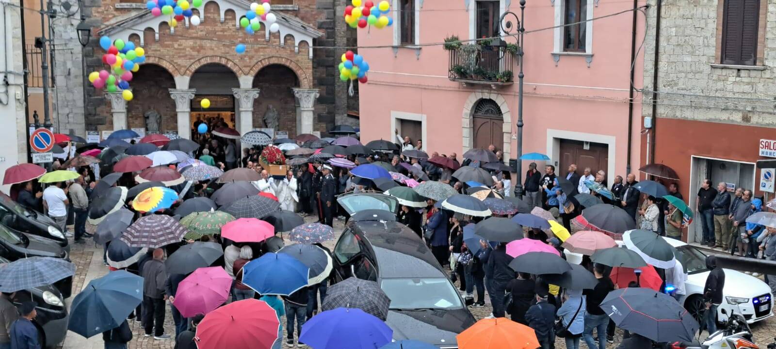 Funerali Gianluca De santis palata