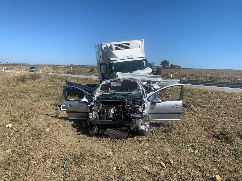 Incidente mortale fossaltina auto camion