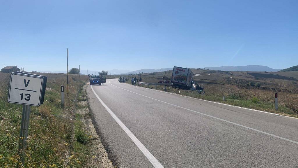 Incidente mortale fossaltina auto camion