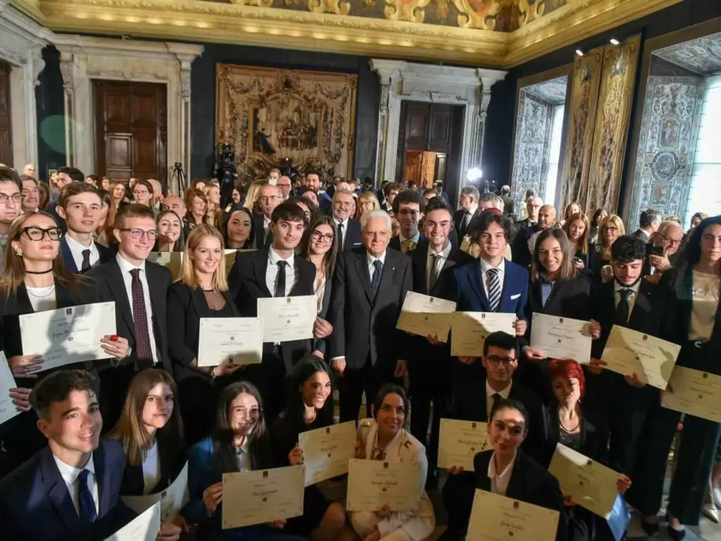 Tre giovani volontari CRI nominati Alfieri della Repubblica - Croce Rossa  Italiana