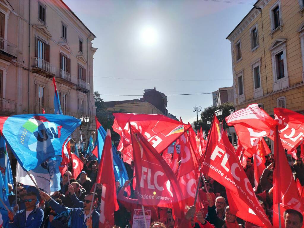 MessinAmbiente: sono 29 i dipendenti diffidati. Cresce la tensione, i  sindacati pronti allo sciopero