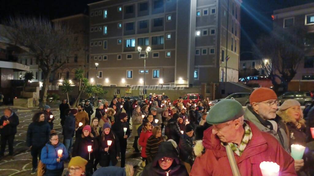 Fiaccolata contro l'emarginazione