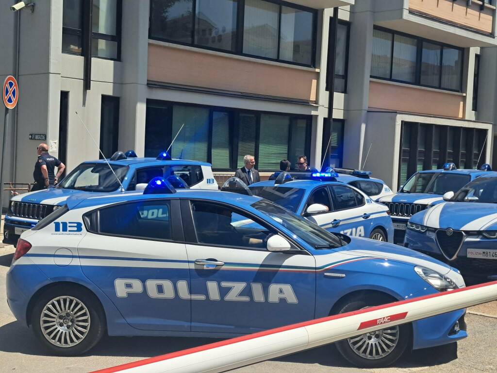 Questura cb polizia 