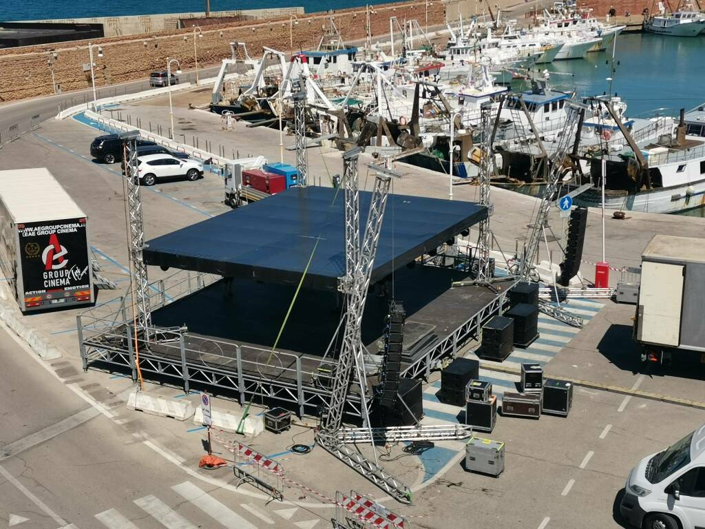 Palco piazzale porto 