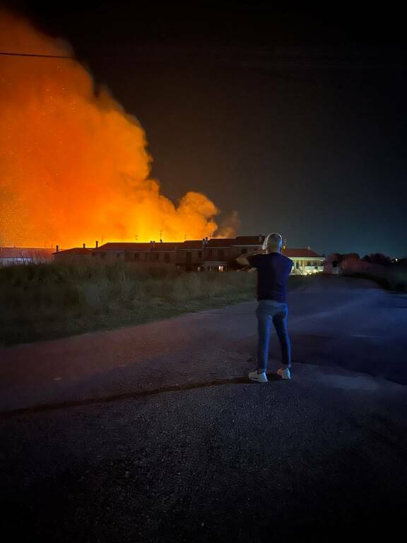 Incendio colle macchiuzzo