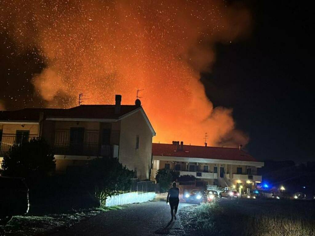 Incendio colle macchiuzzo